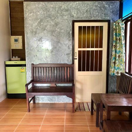 Pop Riverside Trat Exterior foto