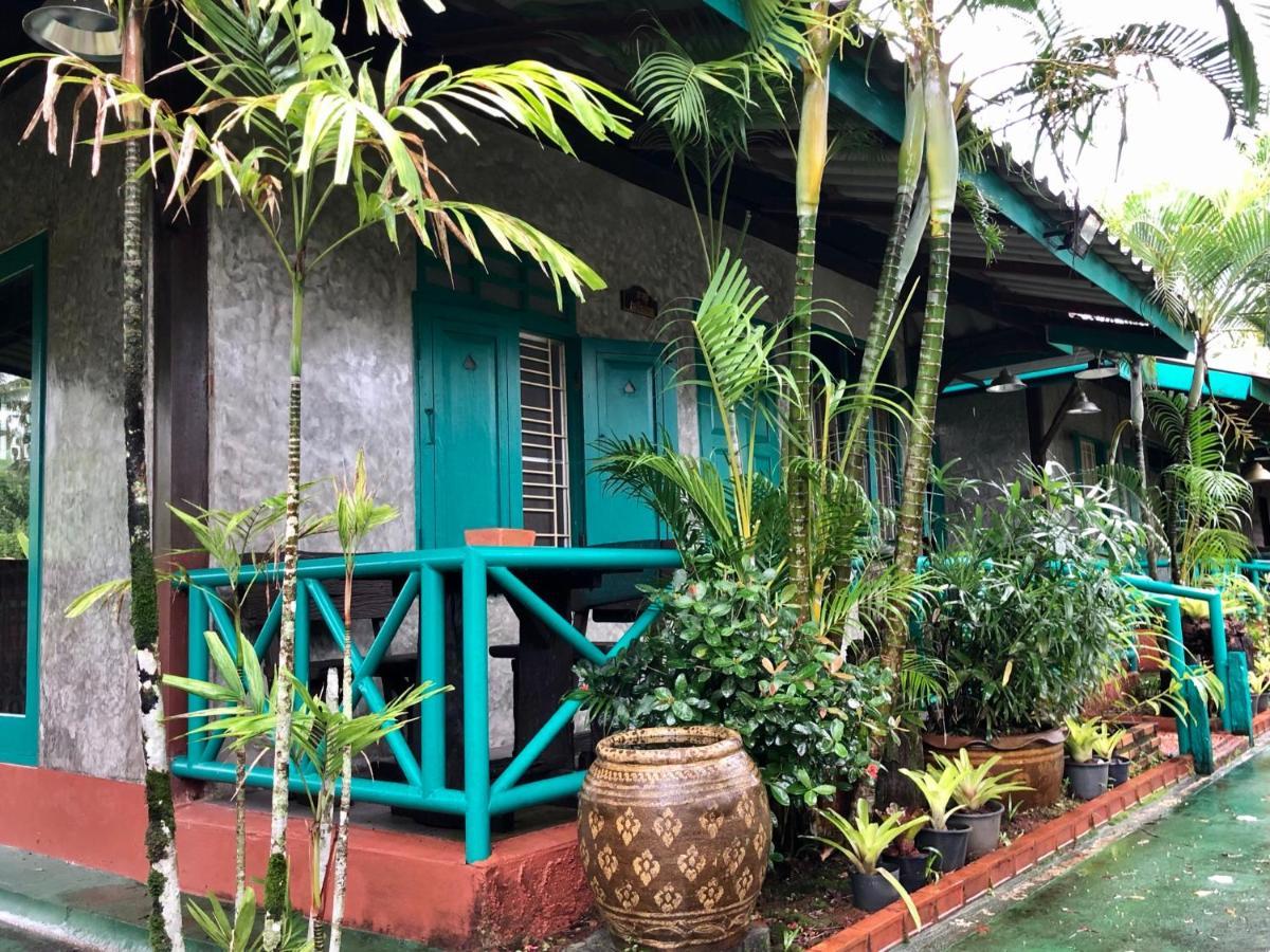 Pop Riverside Trat Exterior foto