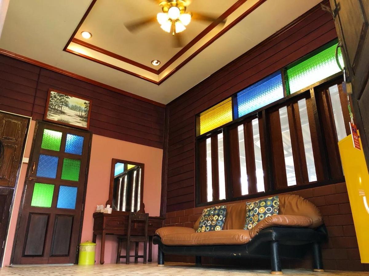 Pop Riverside Trat Exterior foto